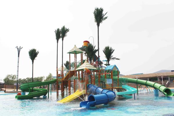 Family Commercial Aqua Playground Fiberglass with Water Park Slides / Customized