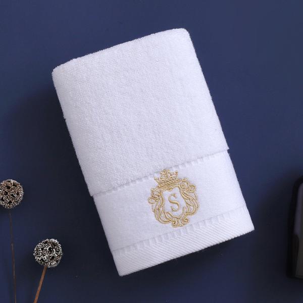 Thick Cotton Striped Pattern Luxury Hotel Towel Set with Embroidered Logo and