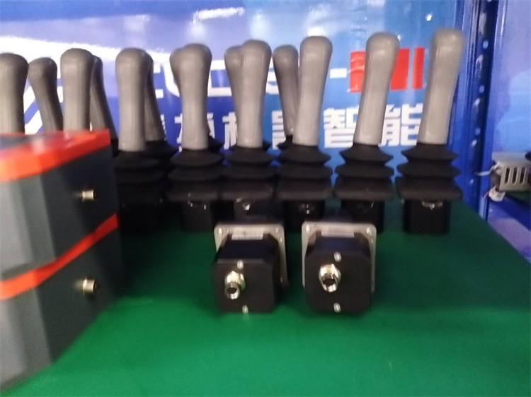 Premium Putzmeister Concrete Pump Parts , OEM Remote Control Kit For Concrete Pump