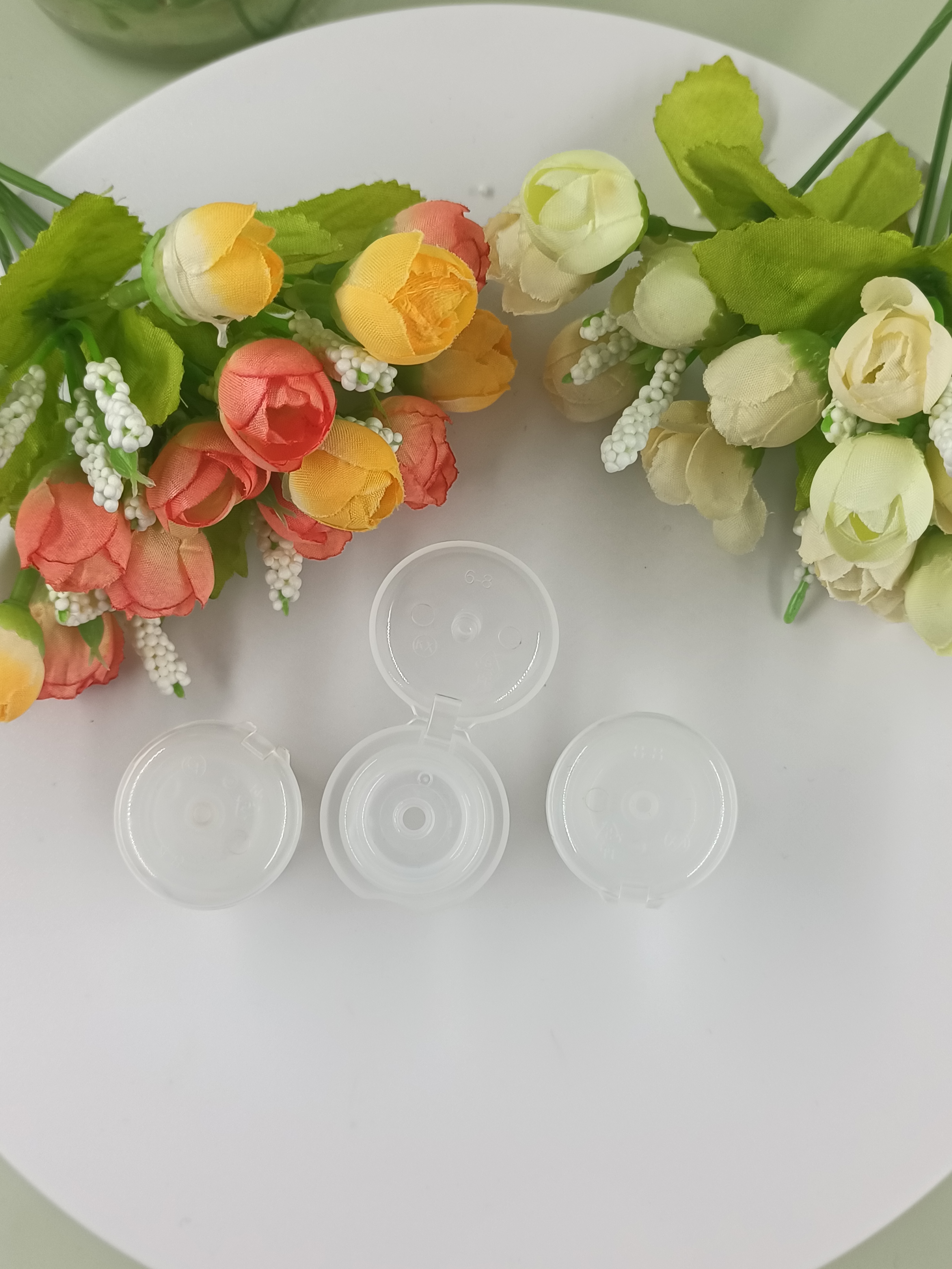 24mm Round Transparent Cylindrical Plastic Flip Cap for Bottle Custom Order Accepted
