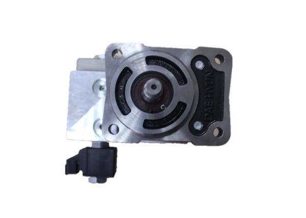 Original New R520LC Hydraulic Gear Motor , R480-9 Hydraulic Fan Drive Motor 31Q4