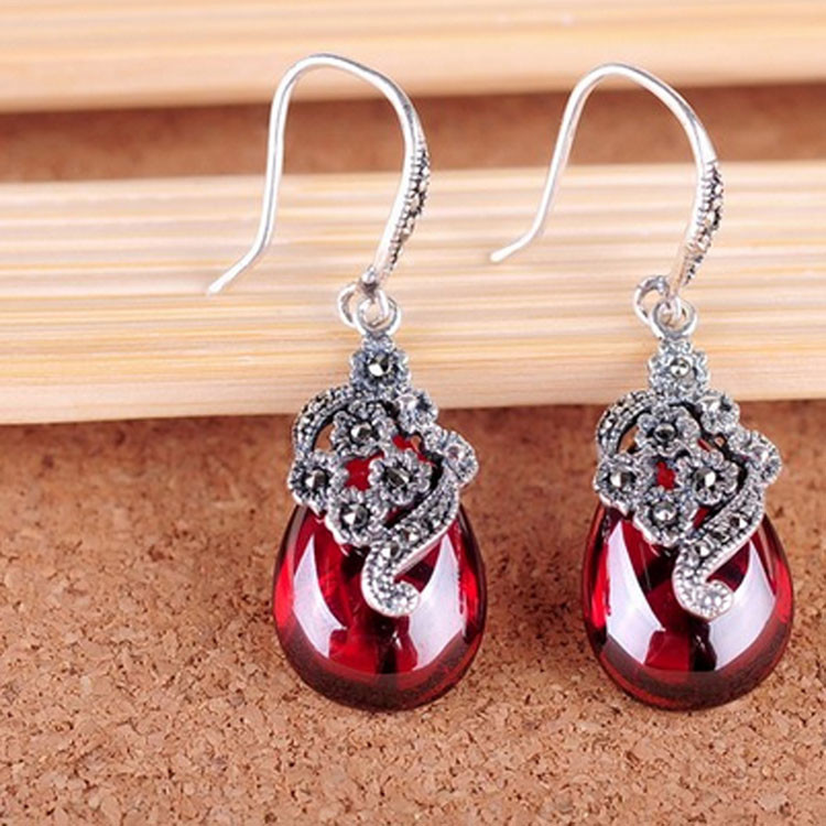 Retro Jewelry Thai 925 Silver with Marcasite Garnet Earrings(LR1036RED)