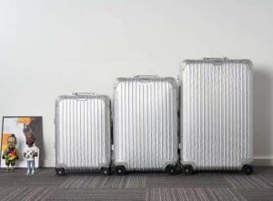 Wholesale New Fashion Lightweight Luggage Trolley Suitcase 20 26 30 Travel Luggage ABS Durable Carry-On Luggage With 4 Wheels from china suppliers