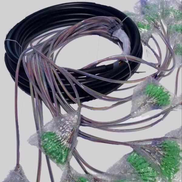 12~432F Fiber Optic Pigtail Fanout Low Insertion Loss High Return Loss Good