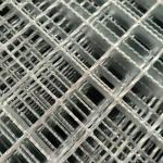 Anti Slip Grating With Enhanced Abrasion Resistance