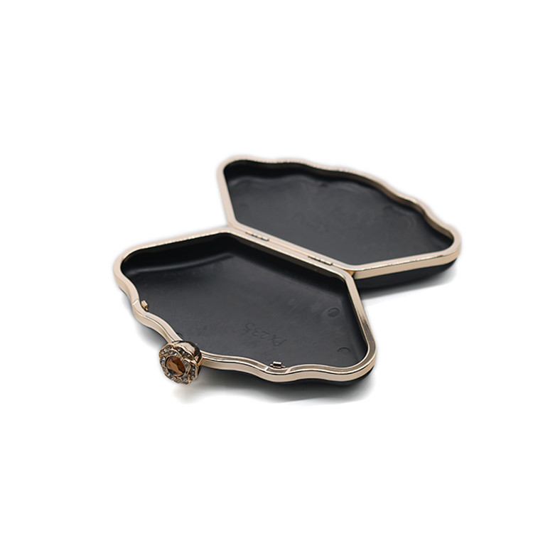 Zinc Alloy Flower clasp With Stone Flagon Shape Box Clutch Frame
