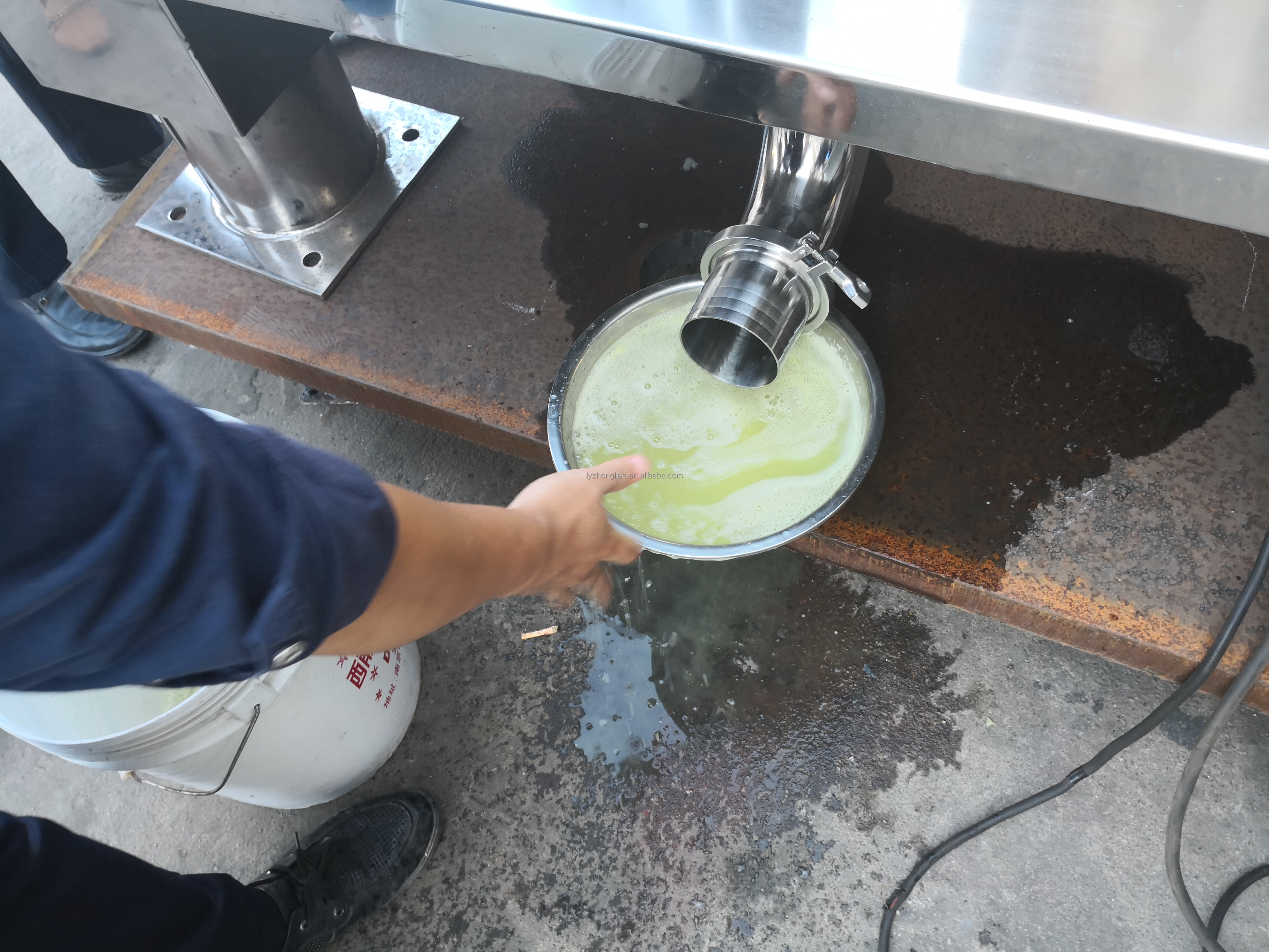 PGZ1250 Automatic discharge scraper centrifuge used for chemical food industry