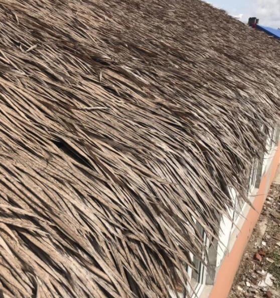 500*500mm Plain Waterproof Artificial Wheat Straw Thatched Roof Gazebo Hut Roof