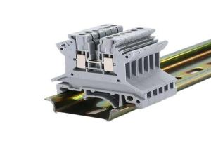 Wholesale UK series din rail terminal block UK 2.5mm plastic screw clamp terminal brass surface mount cable connectors terminals from china suppliers