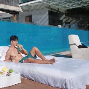 Wholesale Pool Glass Thick Transparent Sheet Acrylic Swimming Pool for Outdoor Pool Construction from china suppliers