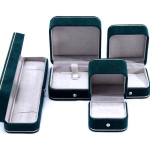 Wholesale Customized Size and Custom Logo Green Velvet Jewelry Box for Bracelet Necklace Ring from china suppliers