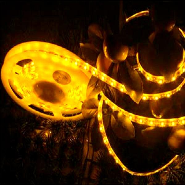Multifunctional Lighting Products 2m Per Set LED Strip Light with FPC Flexible PCB Board and Epistar5050 Chip