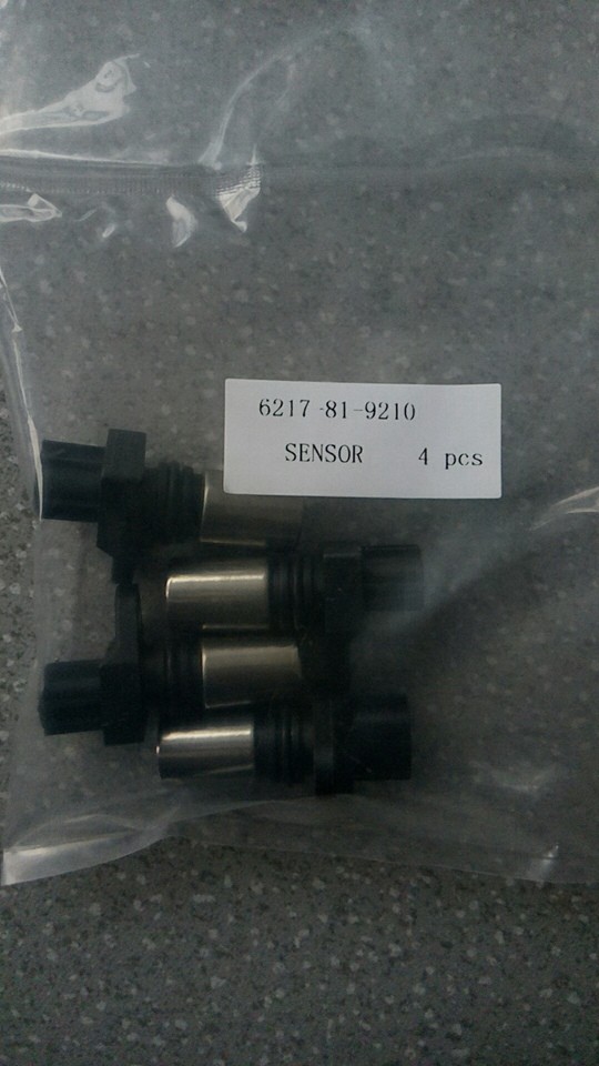 part No. :6217-81-9210 SENSOR,REVOLUTION OEM for komatsu pc400-7 engine 6D140