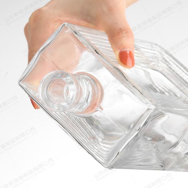 Customize Whiskey Glass Wine Bottles with Borate Glass from Professional Glass