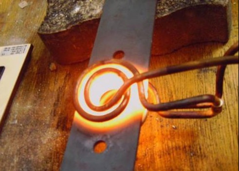 7.5L/Min Induction Hardening Machine Induction Annealing Equipment , Gear Induction Hardening Machine