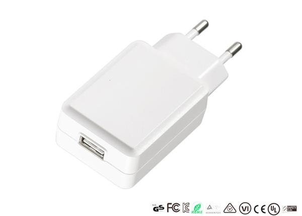 White Color 5-12V 12W Medical Power Adapter meets 3.1 Safety and 4.0 EMC