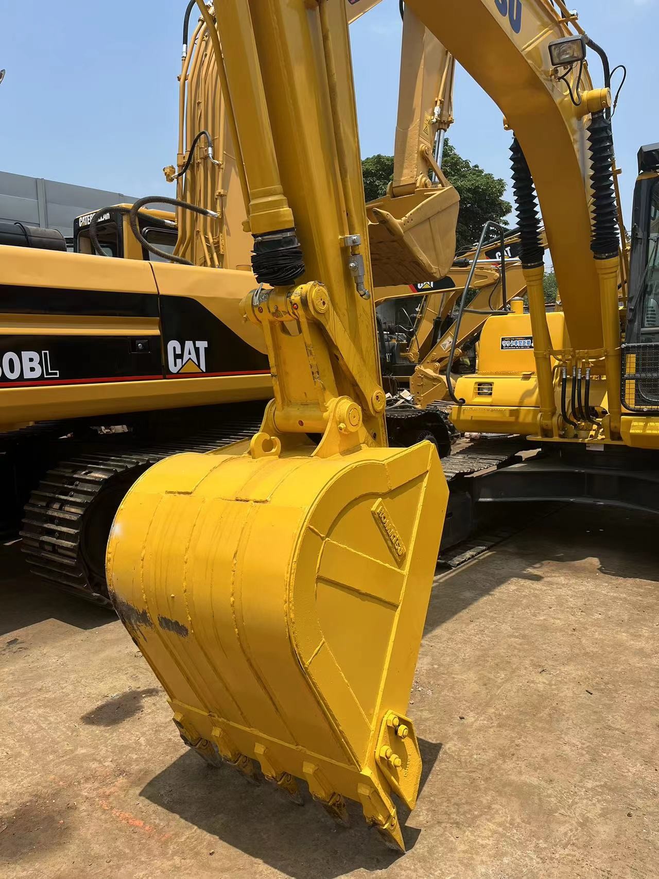 PC200 / PC220 Used Komatsu Excavator For Construction Projects