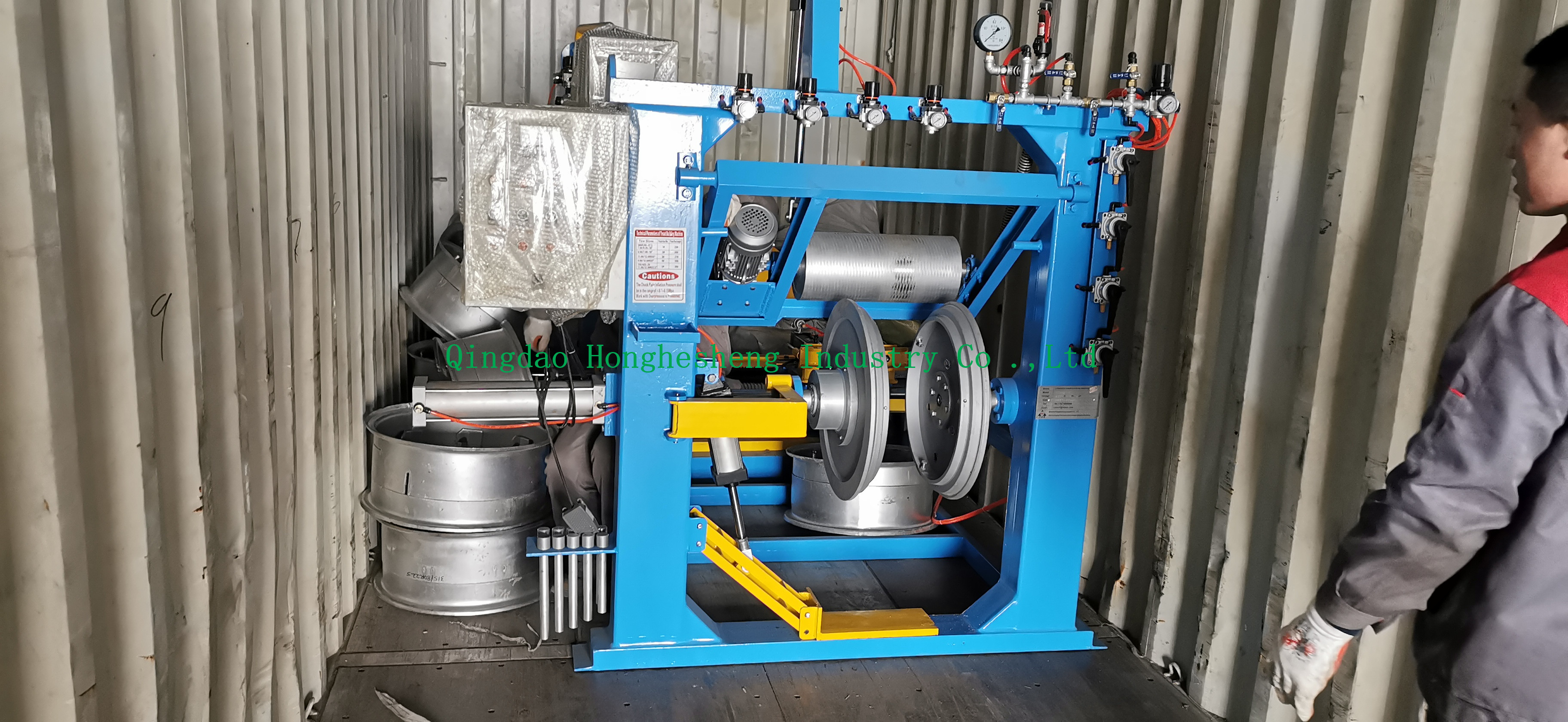 8 Tyres renew line/tires retreading line/used tires retread machine