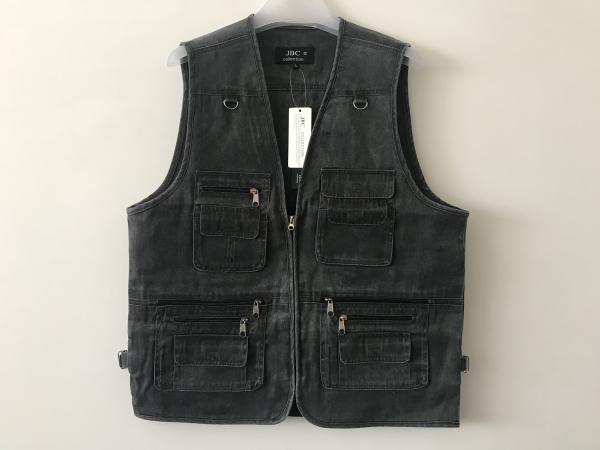 Mens classic vest，mens waist coat, vest in 100% polyester washed fabric, washed