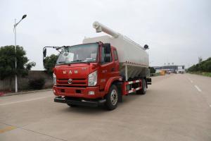 China 9460ml Displacement Bulk Feed Truck 9000×2450×3800 Mm Tyre 7.00-16 on sale