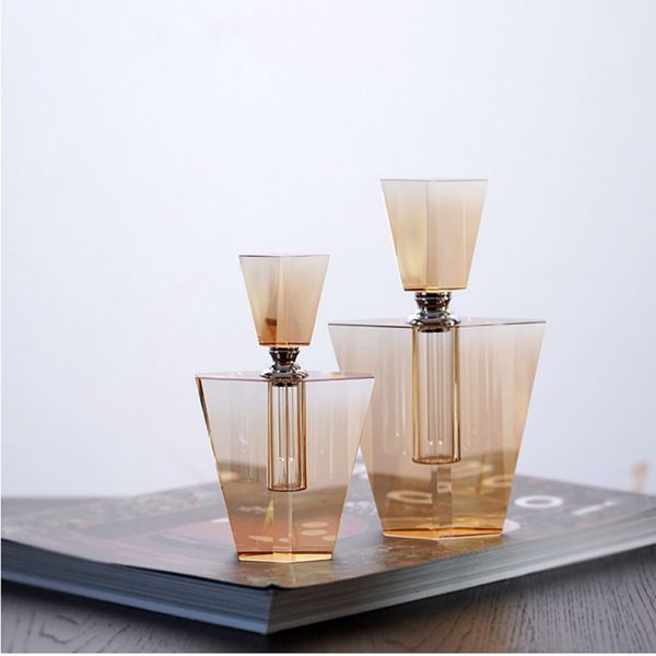 Orange Empty Crystal Perfume Bottles , Elegant Glass Perfume Bottle For Refillable Gift