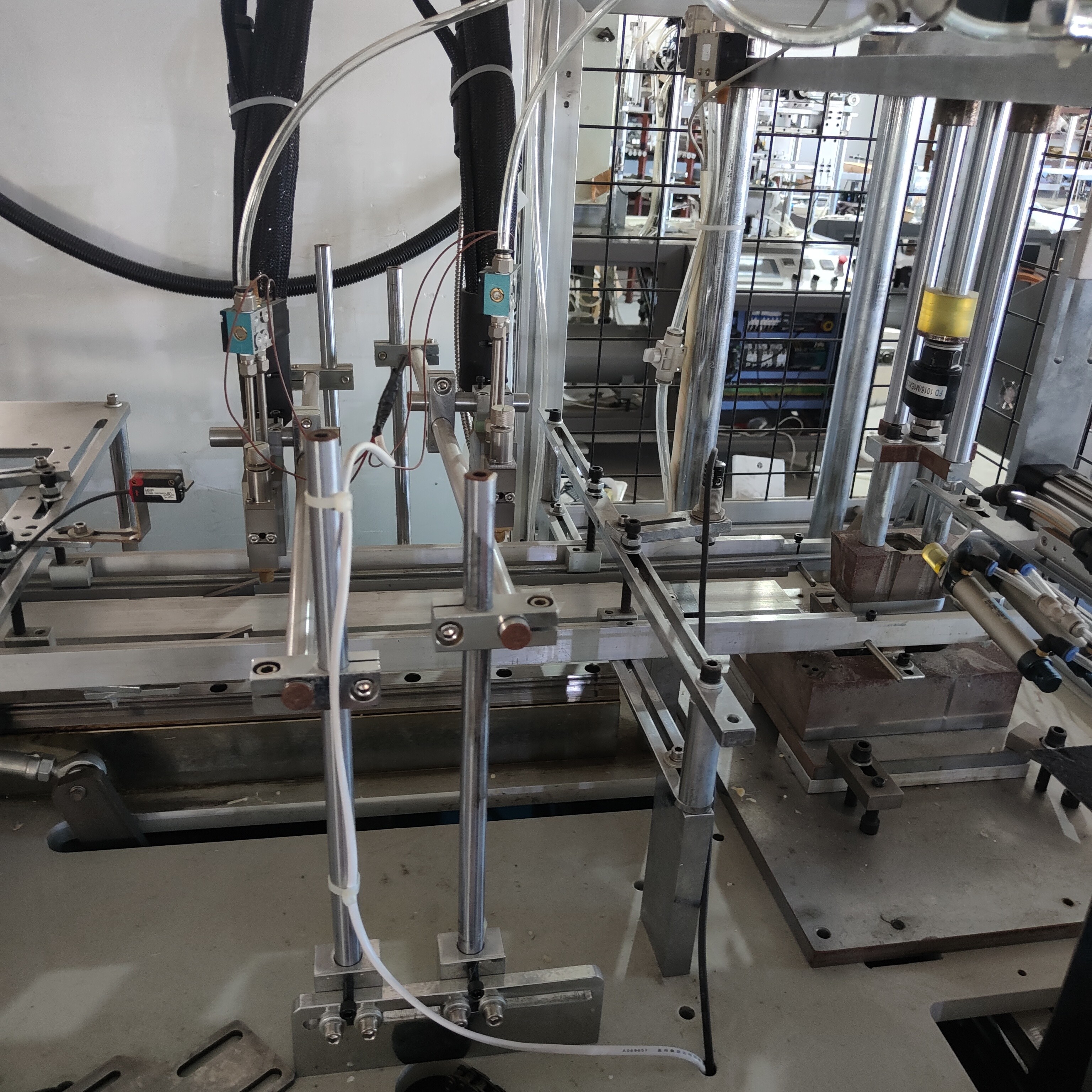 Non standard carton machine # decorative works # food carton # disposable lunch box # Hot-melt adhesive process