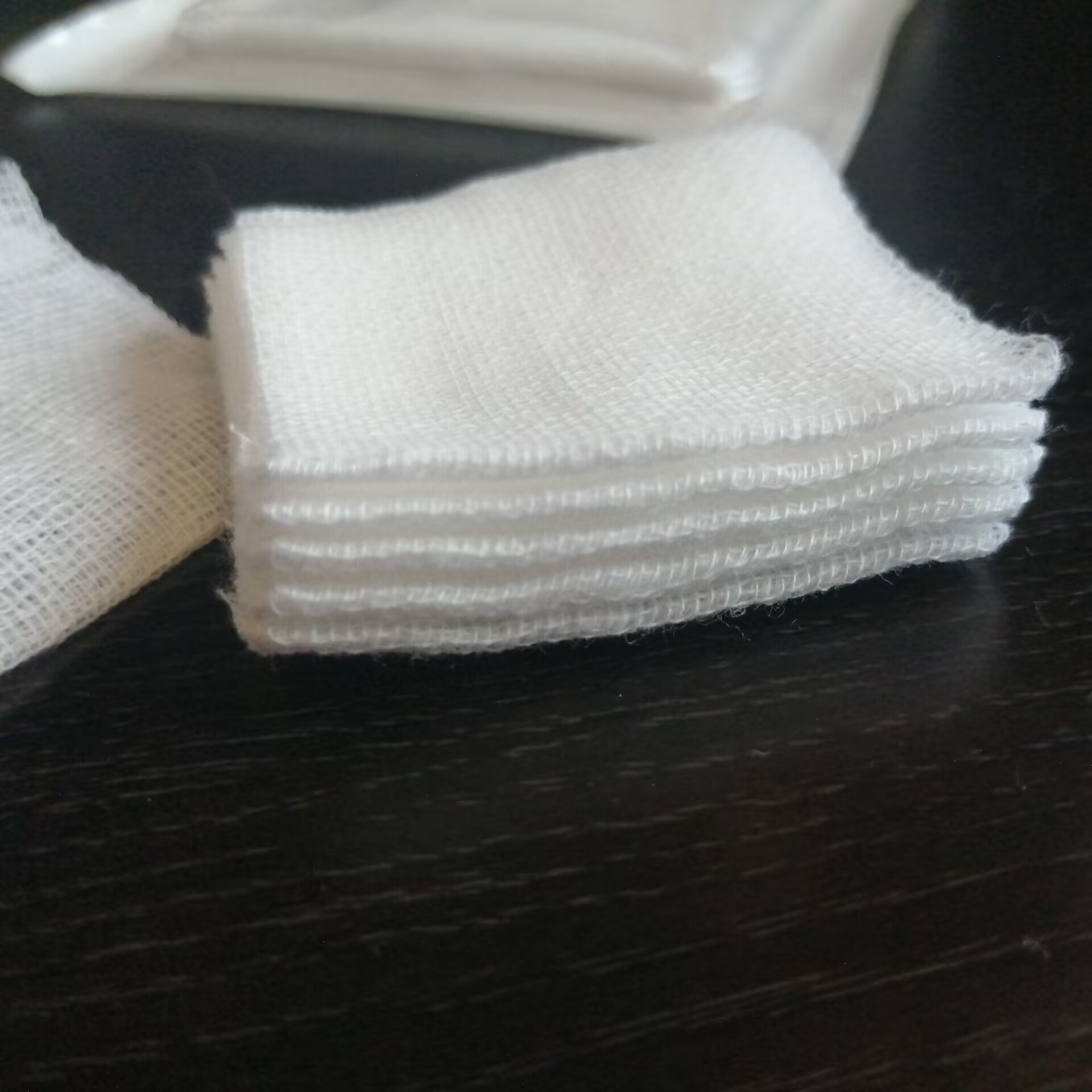 Medical Usage 5Pcs Square Gauze Swab for Wound Care and Cleaning