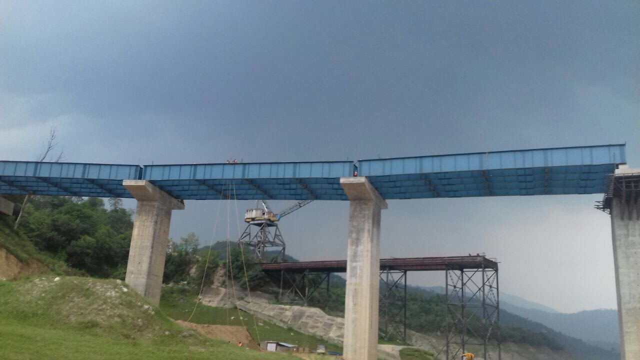 Composite Beam , Large span, Heavy Load ,