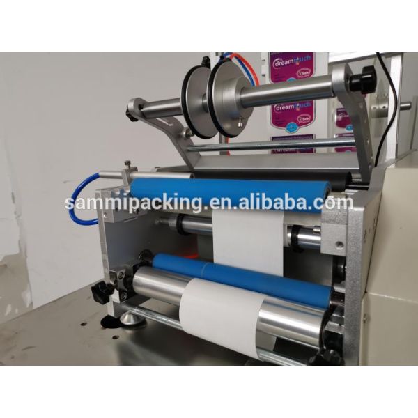 Wholesale Water Plastic Bottle Label Sticker Tabletop Double Side Round Bottle Labelling Machine With Counter