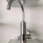 Anti Leakage Digital Control Electric Faucet 50HZ 360 Degree Rotating RoHs