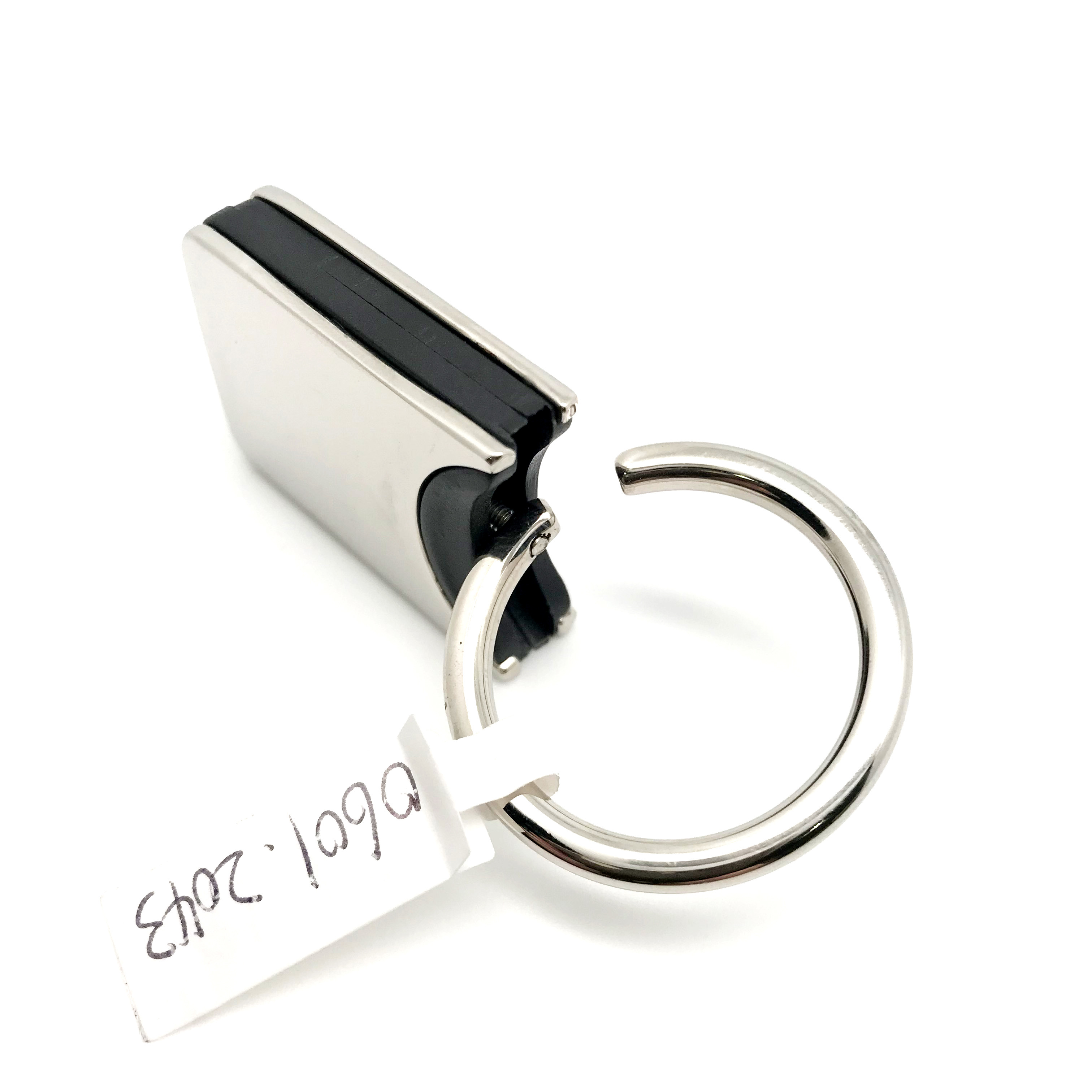 As Photo Metal Keychain Holder with Customized Logo Available