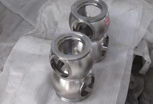 Wholesale AISI 4140/SCM440/1.7225/42CrMo4 CNC Machining Milling Turning Casting Cast Valve Casings from china suppliers