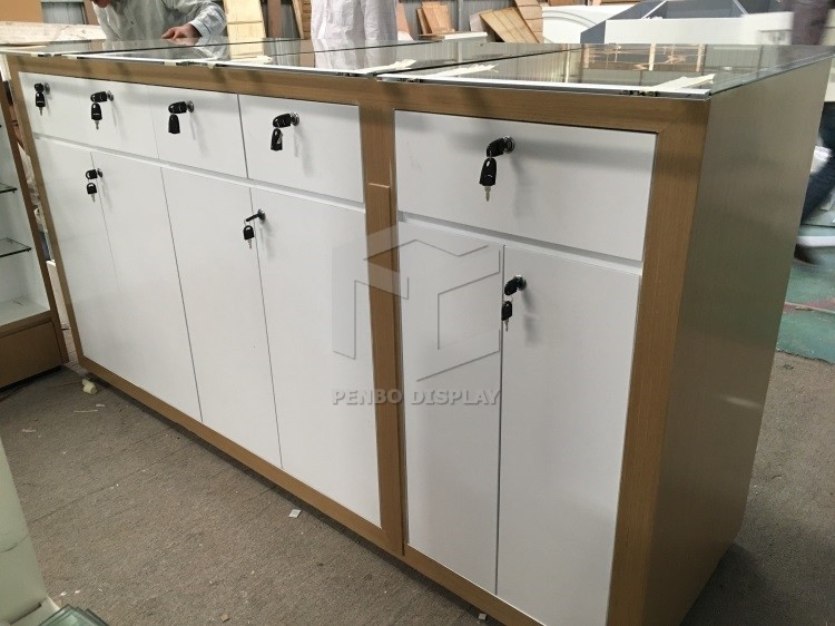 20mm MDF Mobile Phone Display Showcase 3pcs Storages Tempered Glass Top