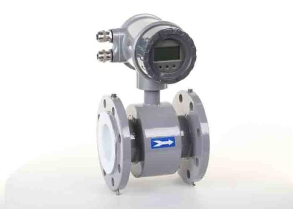 Flange Connect Port Magnetic Flow Meter DN25 - DN300 Pipe Diameter 1 - 15 M/S