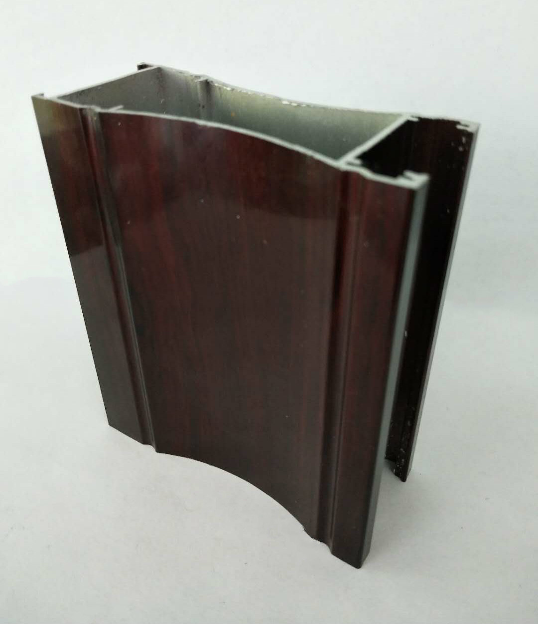 6063 6063A 6060 6061 Reddish Brown Aluminium Door Profiles T6 Annealing Treatment