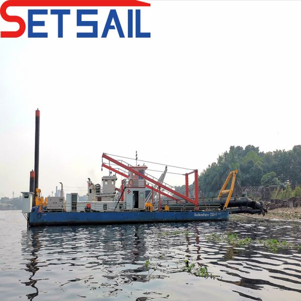 Low Price China 16inch Cutter Suction Dredger with Anchor Boom