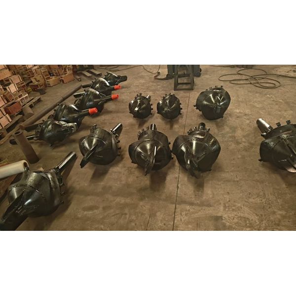 back reamer, extrusion back reamer, tunnel back reamer, pilot guide bit, guide plate, puller, transfer case, connect