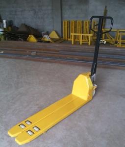 Wholesale sell 2Ton hydraulic manual hand pallet truck/manual carrier/handbarrow stacker from china suppliers