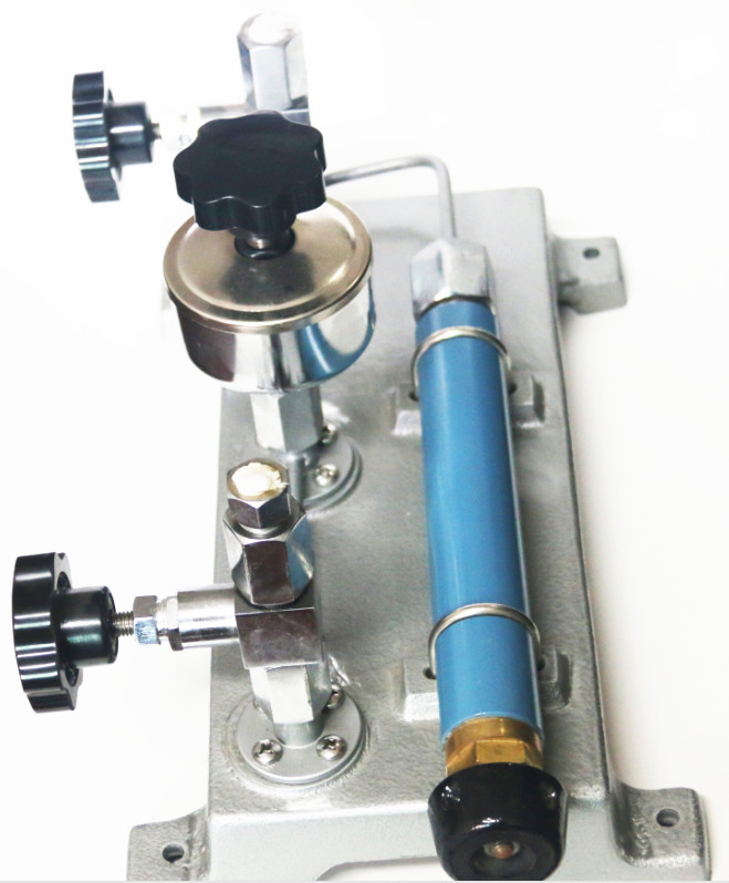 No Leak Hydraulic Pump Dead Weight Pressure Calibrator