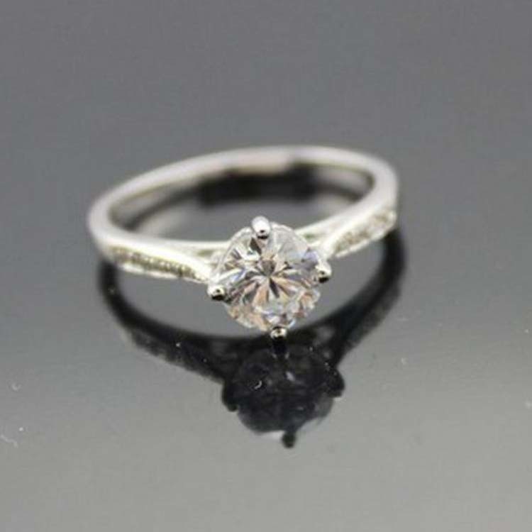 White Gold Plated Sterling Silver Engagement Ring with Clear Cubic Zirconia(F82)