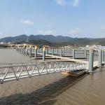 Durable Marine Aluminium Gangway , 300kgs/Sqm Floating Pontoon Bridge