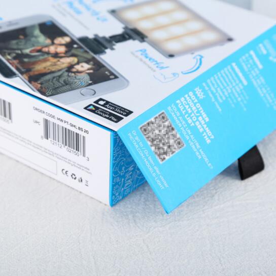Matt Lamination Consumer Electronics Packaging Eco Friendly Paper With Hook