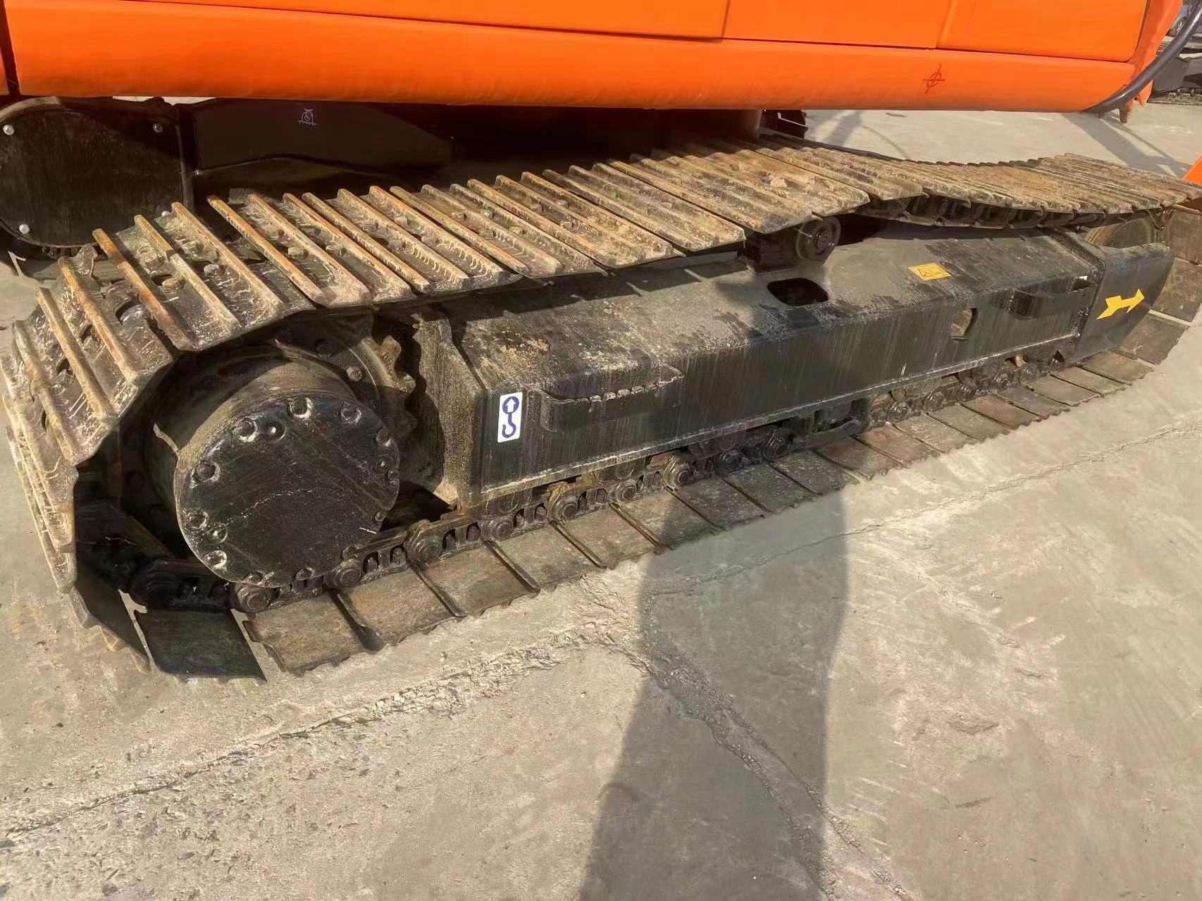 Superior EX120 Excavator with 0-2000 Working Hours Original Color and Affordable