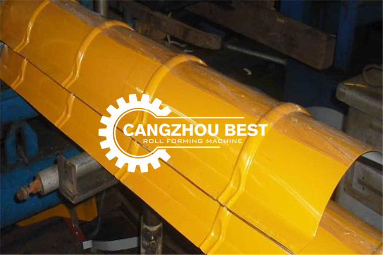 Metal Galvanized Color Steel Profile Ridge Cap Roll Forming Machine 380V
