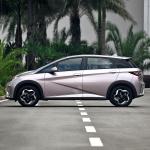 177Ps BYD Dolphin High Speed Electric Car 5 Seats Left Hand Drive 160km/H