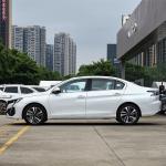 French Peugeot China Dongfeng Peugeot 408 Max 225km/H Petrol Car 5 Seater