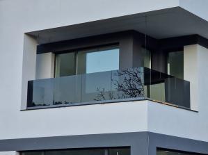 Wholesale Customized Smooth Frameless Glass Balustrade Dust Proof And Easy Cleaning from china suppliers