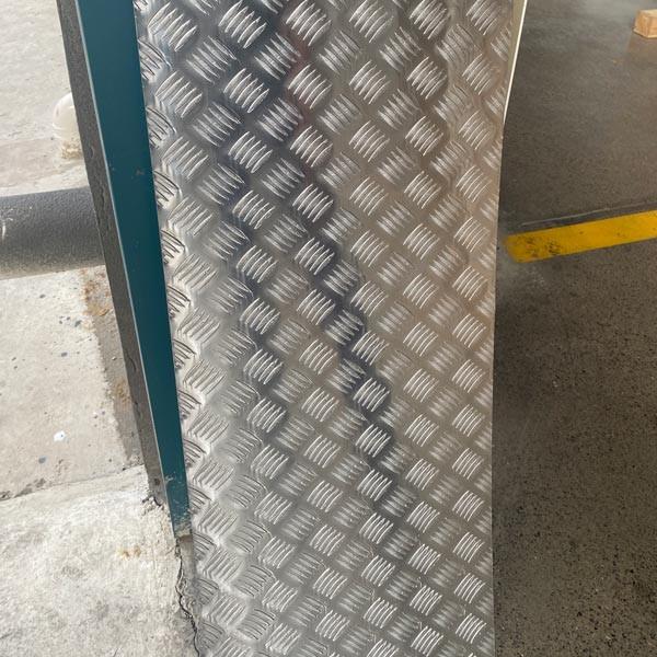 1050 1100 Price Factory Embossed Alloy Aluminum Checker Sheet Metal Aluminum