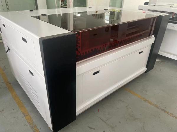1800×1000 Co2 Laser Engraving Cutting Machine 80w Laser Cutter For Leather Car