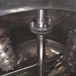 High Speed Vacuum Emulsifier 2800rpm Emulsifying Tank Electric Heating